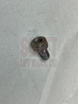 524144586 [YALE] CAPSCREW - SOCKET HEAD - USED