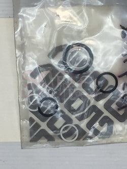 105477-002 [CROWN] SEALS * OEM